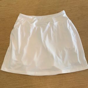 White tennis/golf skirt with built in shorts, L